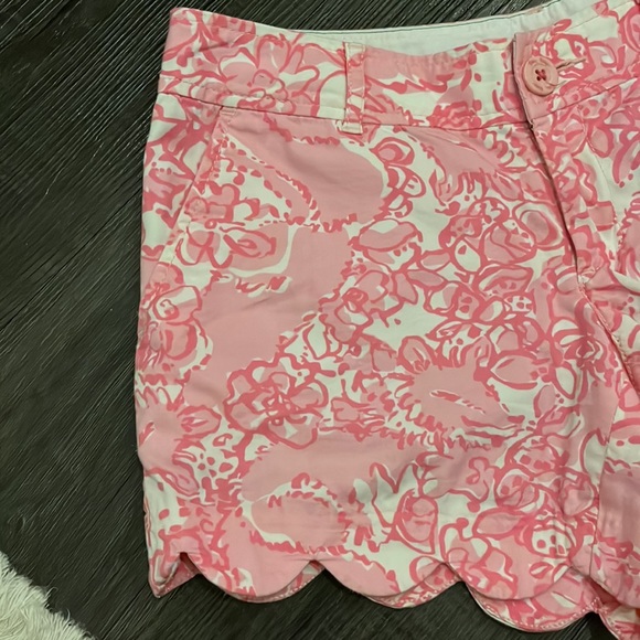 Lilly Pulitzer Buttercup Short - Picture 7 of 7